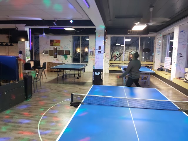 B.V.'s House of Pong