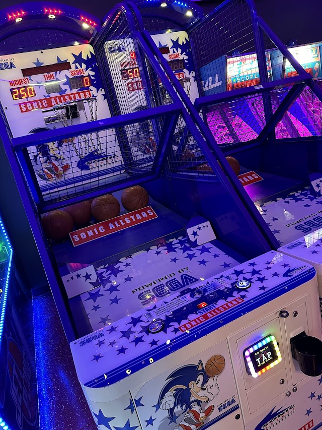 LeaderBoard Arcade Bar & Pizzeria Jax