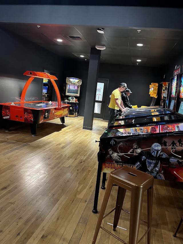 Sidequest Arcade Bar