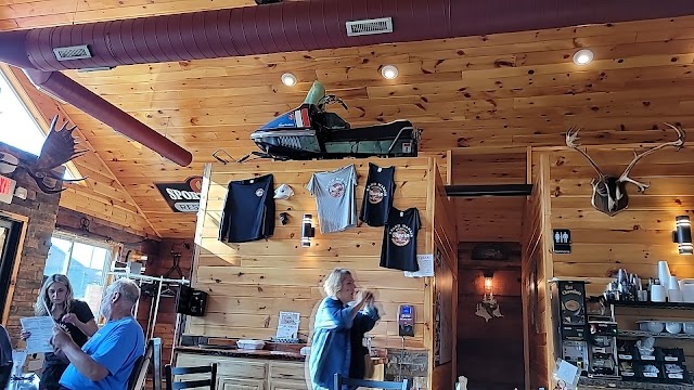 Grand Marais Tavern