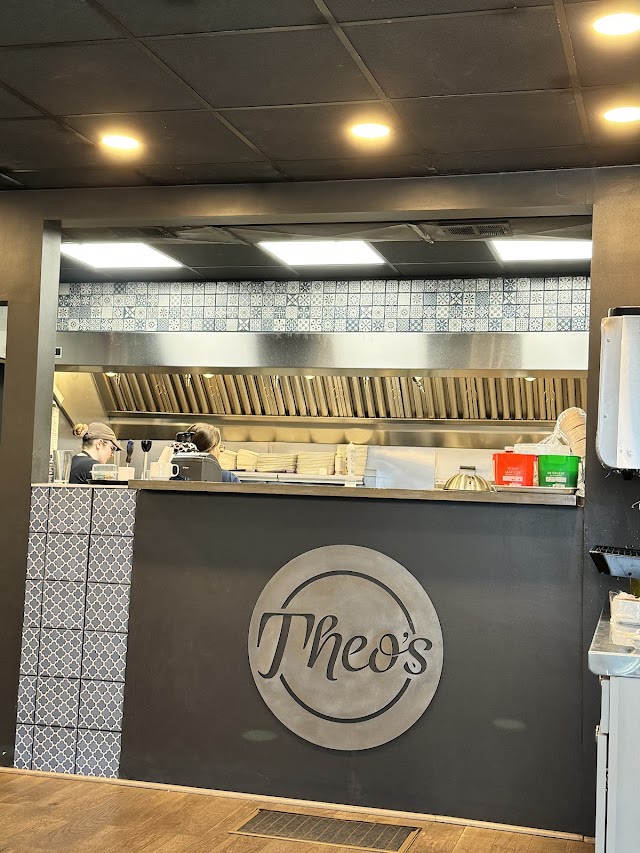 Theo’s Creperie