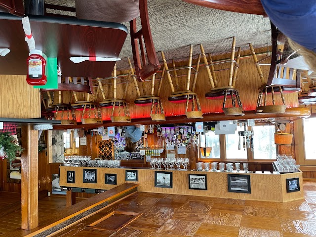 Chanticleer Inn
