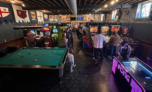 Fun Dungeon - Brewcade & Billiards