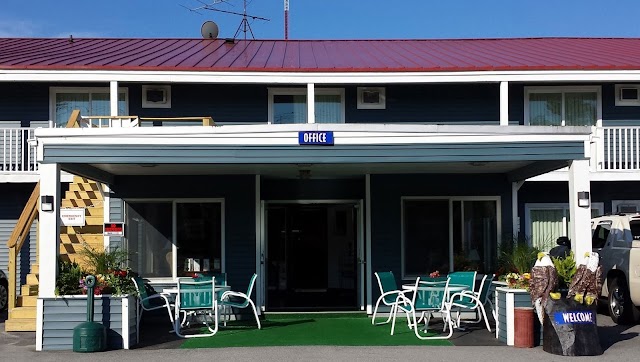 Colonial Inn Ellsworth