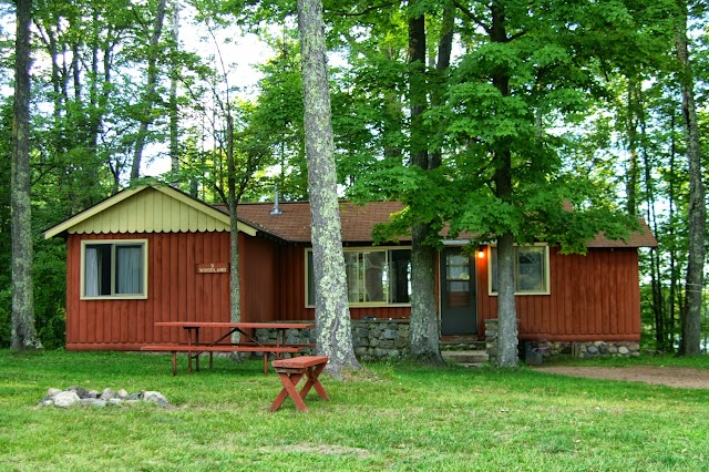 Holiday Acres Resort on Lake Thompson