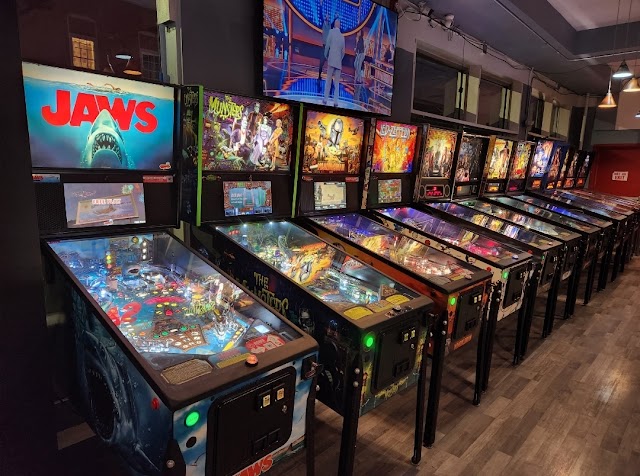 Throwbacks Arcade