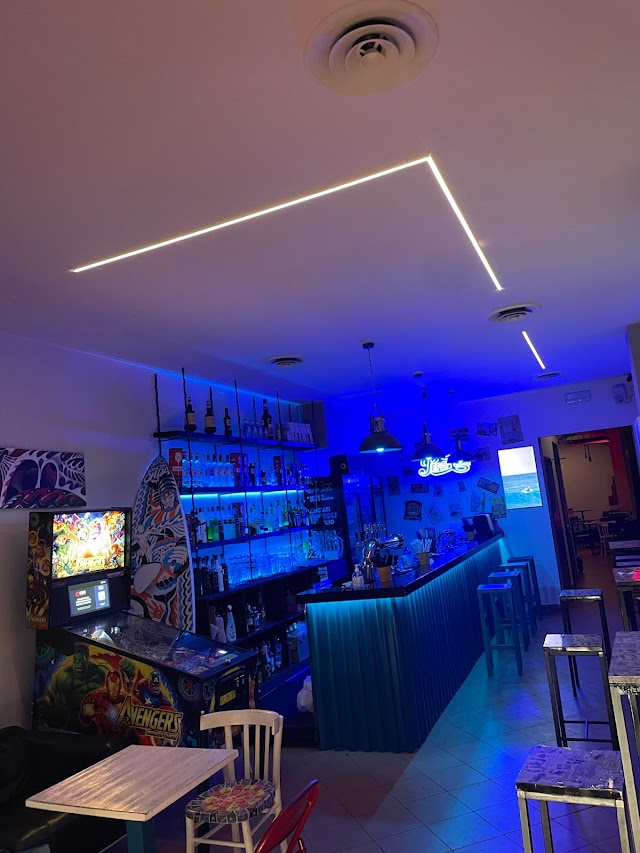 Buena Onda Social Bar