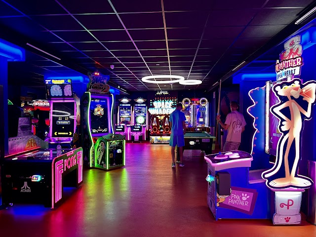 Virtual Saloon