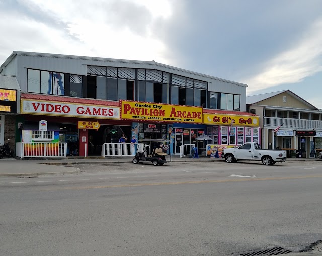 Garden City Pavilion Arcade & GiGi's Grill