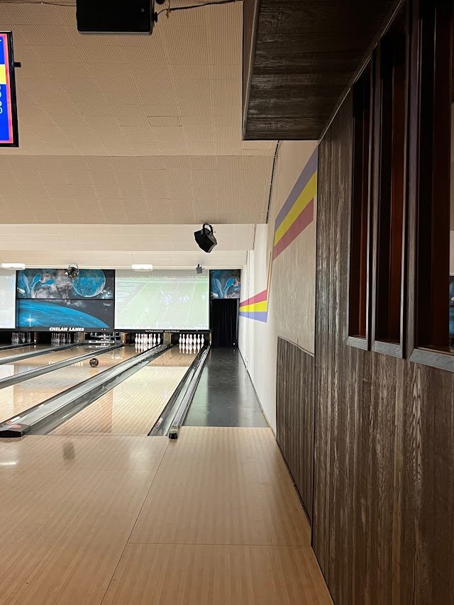 Chelan Lanes