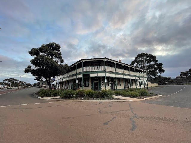 Norseman Hotel