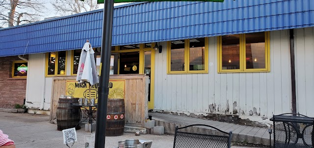 Backcountry Pizza and Tap House