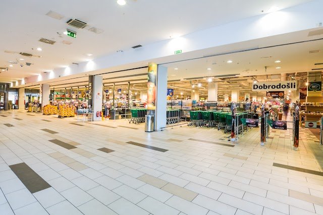 Tuš Supermarket Planet Maribor - Studenci