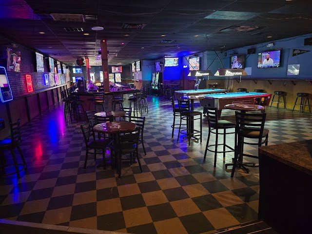 Murphy's Bar & Liquor Store