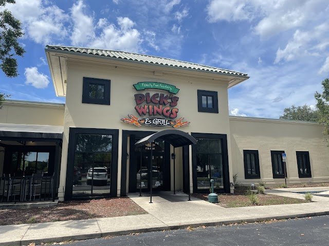 Dick's Wings and Grill (Argyle)