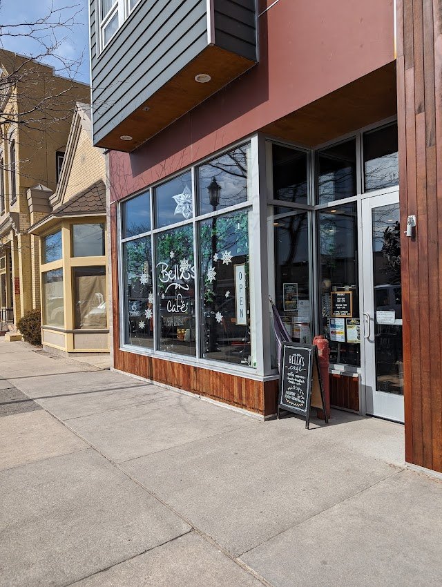 Bella's Café