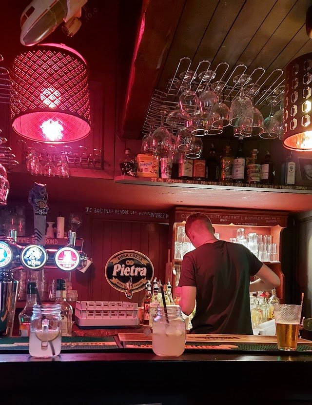 Le Pub
