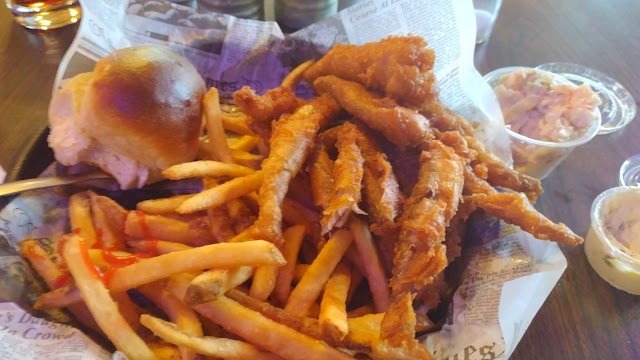 Hungry Tummy Corner Pub