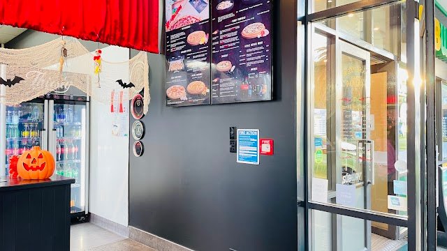 HELL Pizza Napier