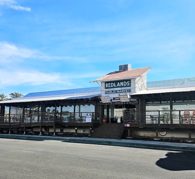 Supernova Arcade at Redlands Public Market