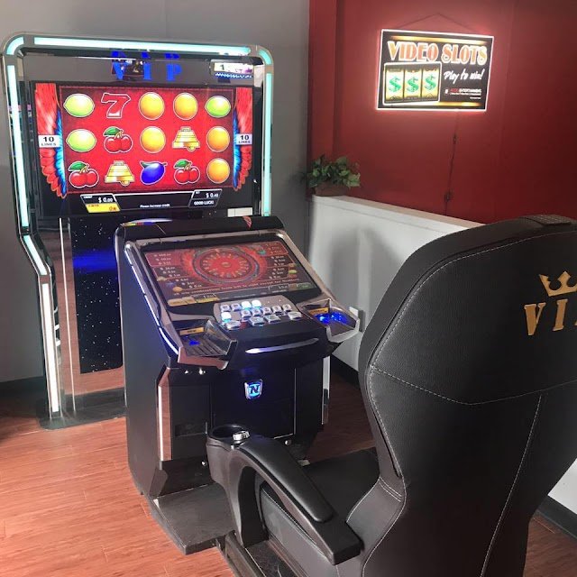 Vegas Slots & Lounge 2