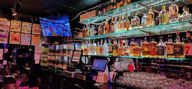 Rickshaw Restaurant & Lounge