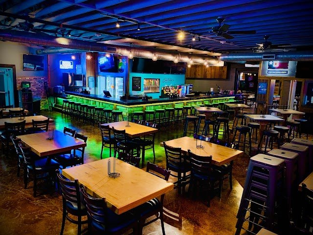 Shotzee's Bar & Grill