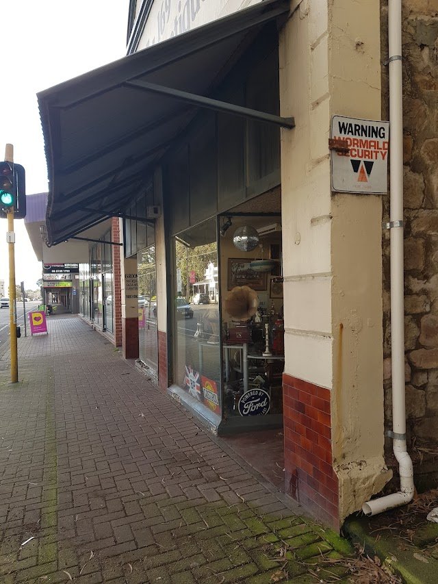 Kensington Antiques