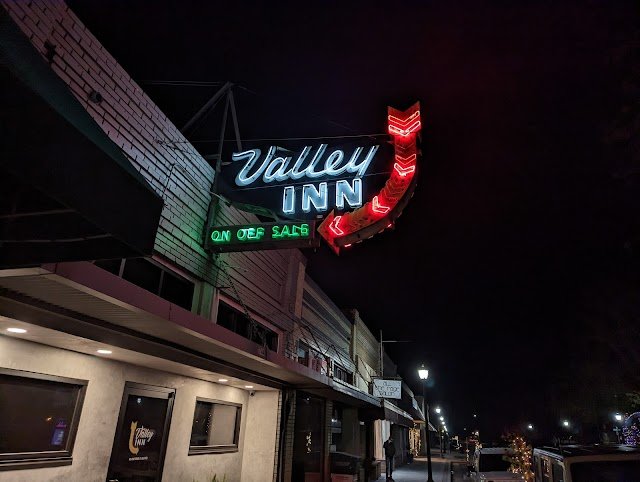 Valley Inn