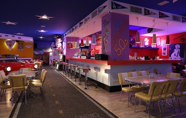PinUp Pub