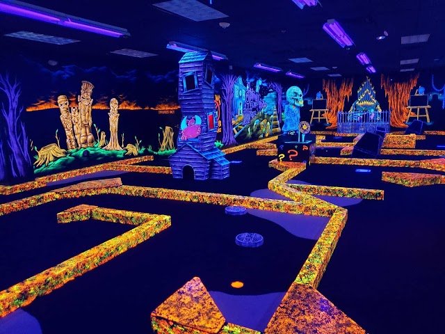 Monster Mini Golf Keller