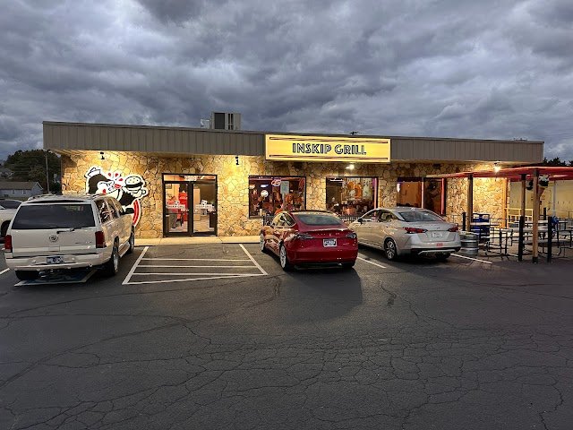 Inskip Grill at Powell