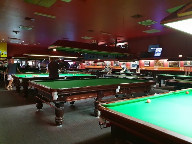 Pot Black Family Pool and Snooker Centre Northbridge
