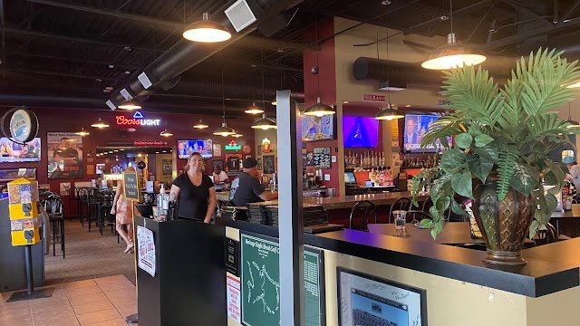 Parkway Bar & Grill