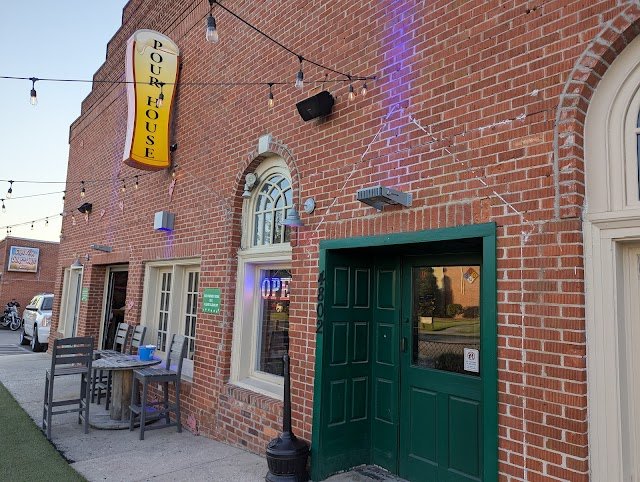 Pour House