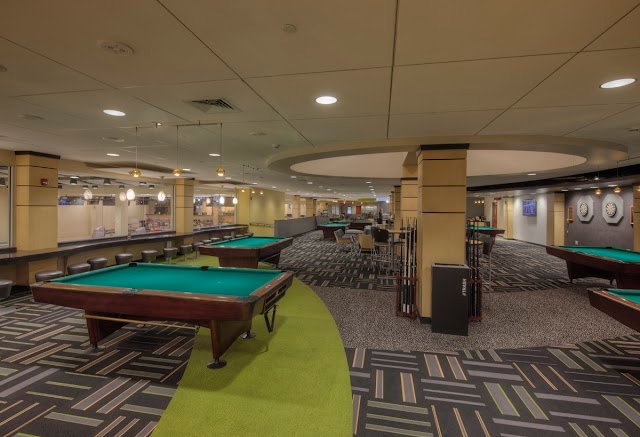 Shocker Sports Grill & Lanes (Rhatigan Student Center)