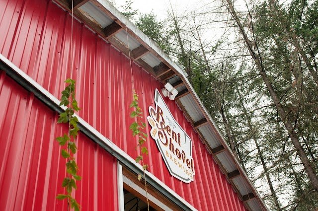 Bent Shovel Brewing - Pub & Beer Garden