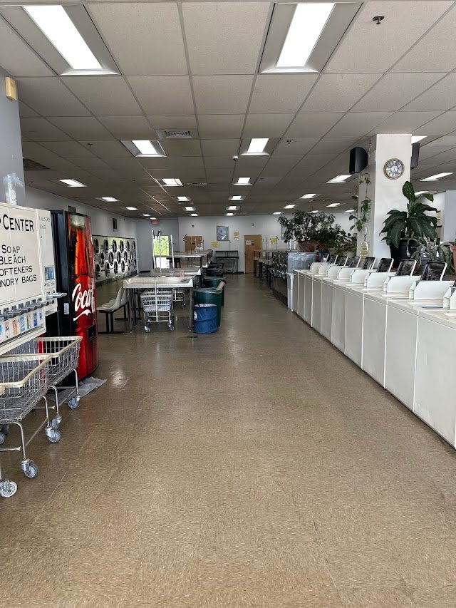 Super Washing Well Laundromat