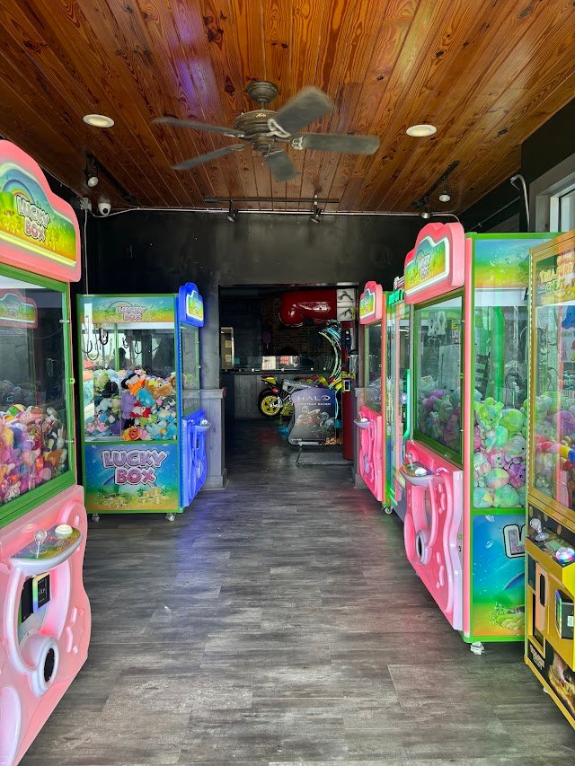 Sandcastle Arcade Bar & Grill