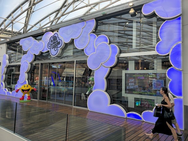 La Tête dans les Nuages Lyon Confluence 2° ét.