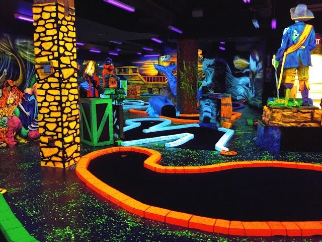 Niagara Falls Fun Zone (Clifton Hill)