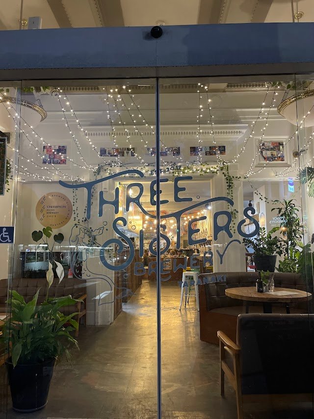 Three Sisters Brewery