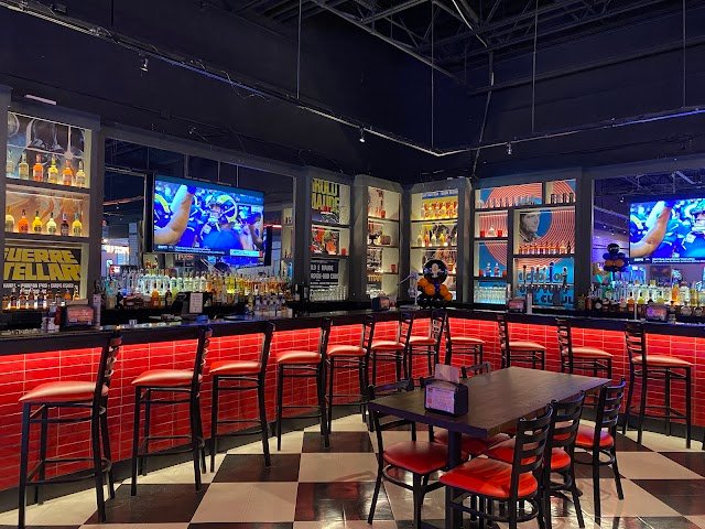 Geno's Steaks Hampton + Arcade