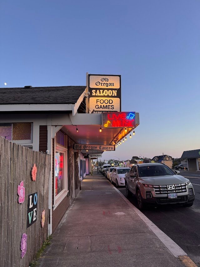 Old Oregon Saloon