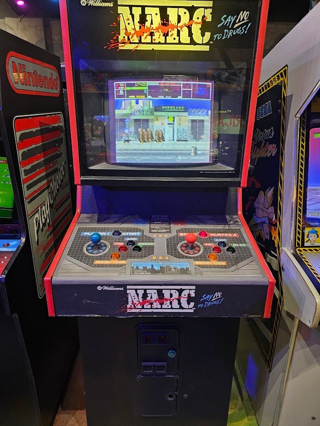 Retro Knights Arcade