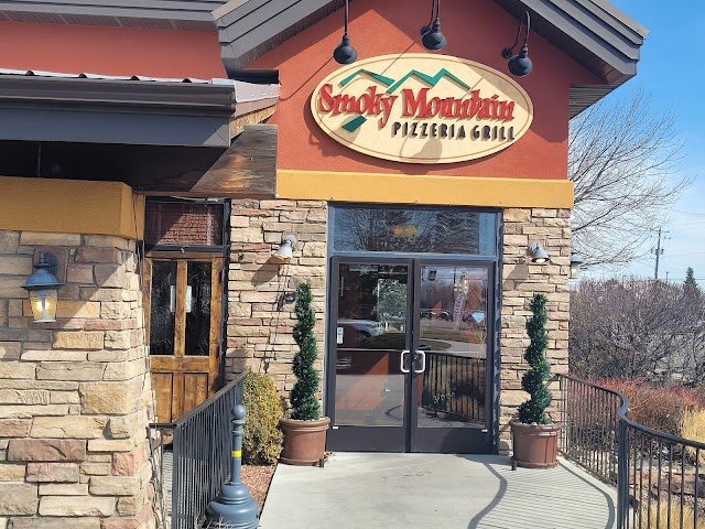 Smoky Mountain Pizzeria Grill