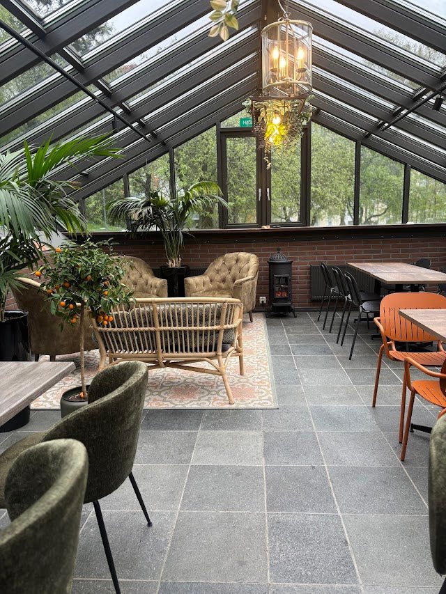 Talvipuutarha Sommer kahvila ravintola