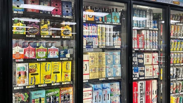 Suds City Depoe Convenience Store and Laundromat