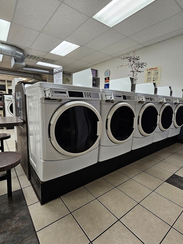 Maytag Laundromat