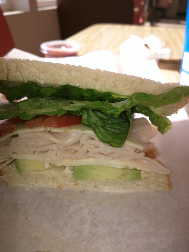 Fast N Fresh Delicatessen